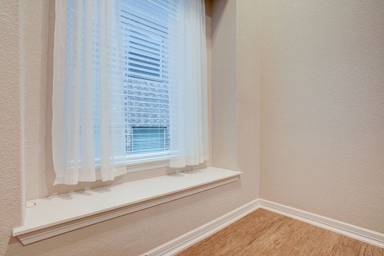 2212 Dillon Pond Ln #A - Photo 5 of 39