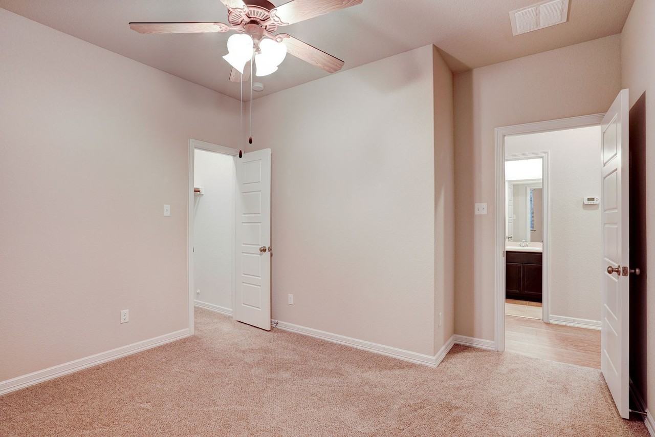 2212 Dillon Pond Ln #A - Photo 7 of 39