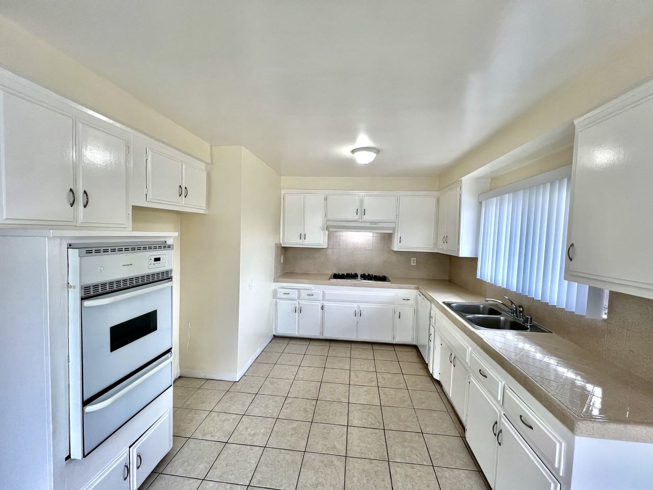 4441 W 134th St #F - Photo 2 of 20
