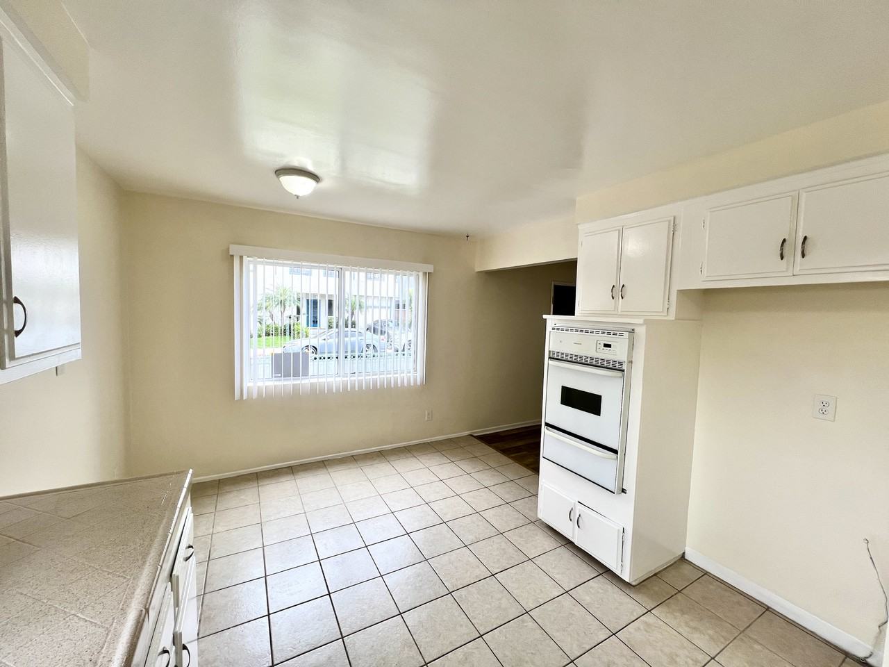 4441 W 134th St #F - Photo 4 of 20