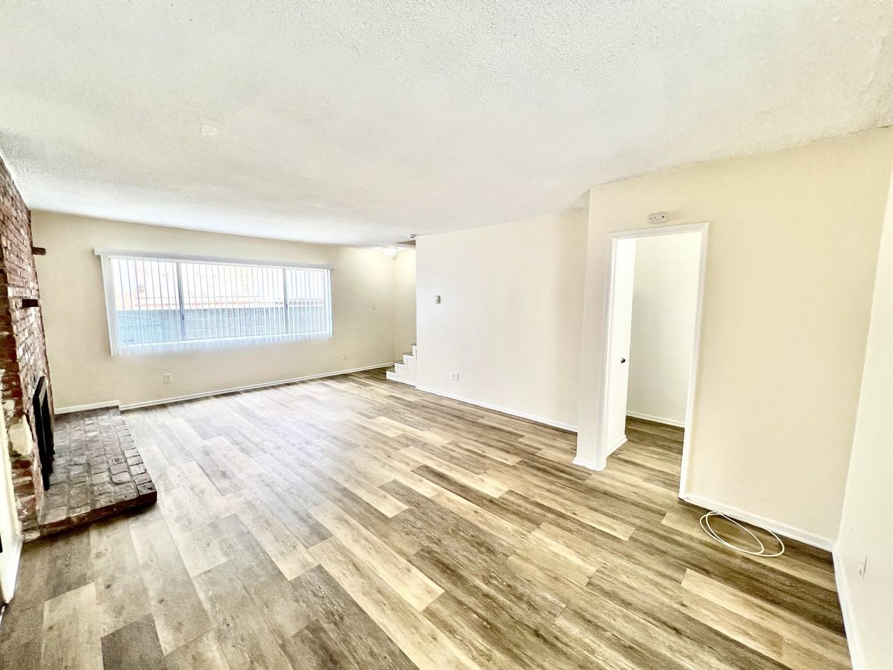 4441 W 134th St #F - Photo 7 of 20