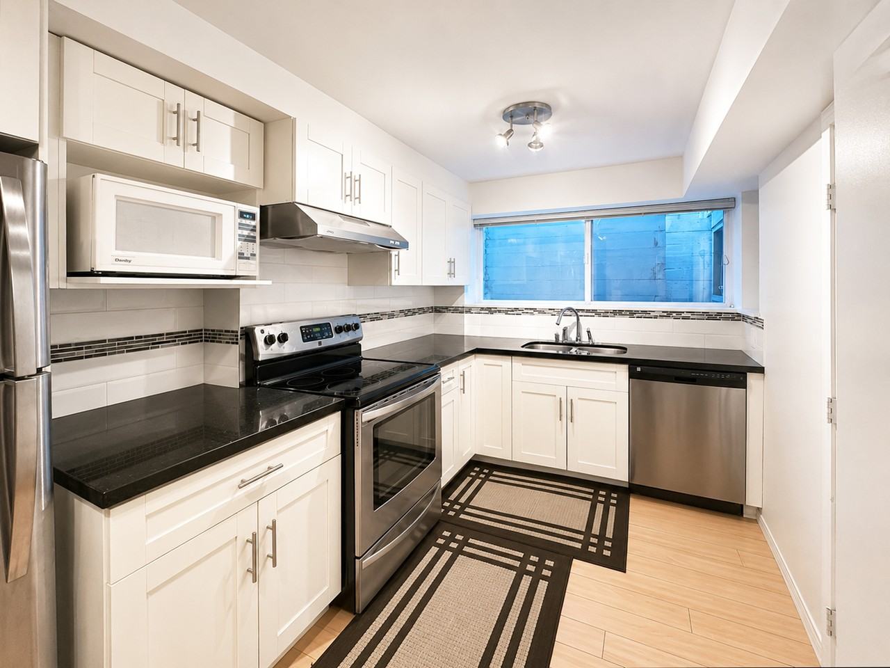 3730 155 Street - Photo 3 of 17