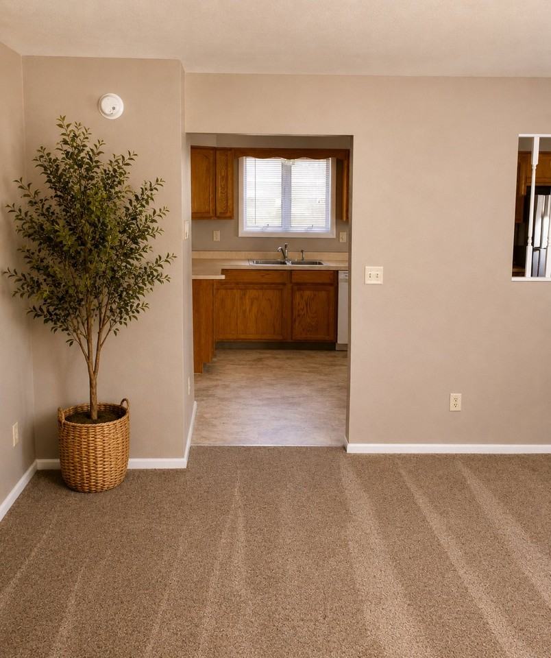 1300 N Cooke St - Photo 7 of 27