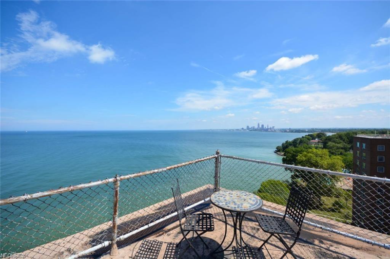 11850 Edgewater Dr #101 - Photo 3 of 24