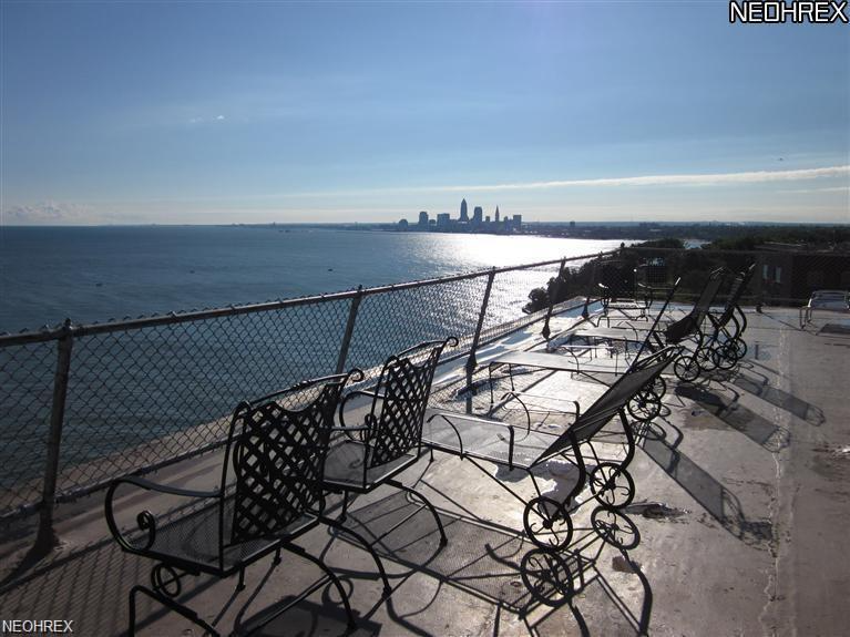 11850 Edgewater Dr #101 - Photo 4 of 24