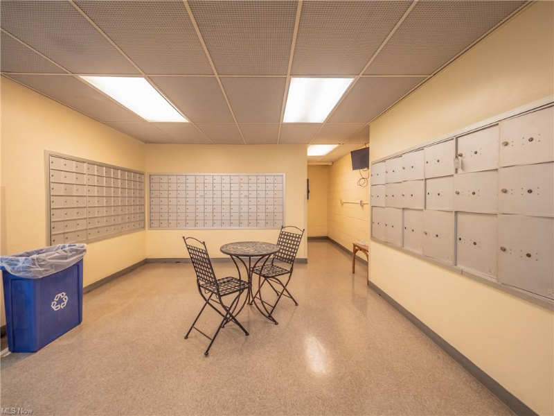 11850 Edgewater Dr #101 - Photo 6 of 24