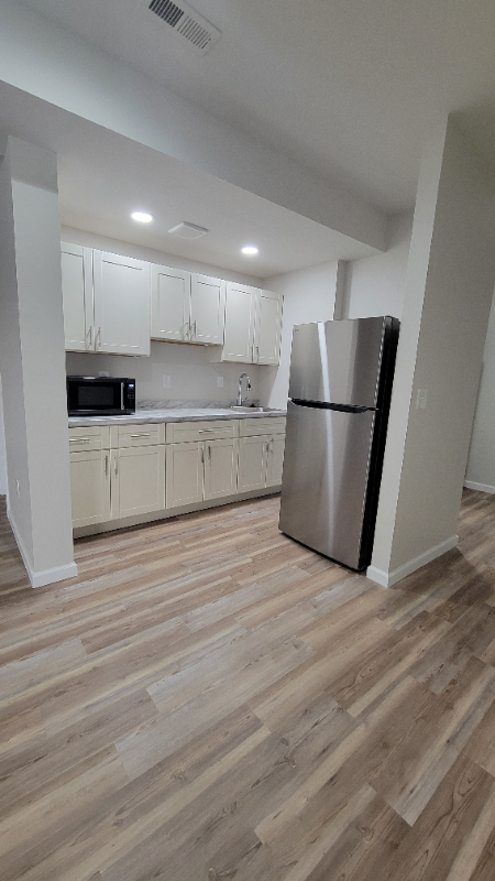 5328 Austra Pl - Photo 4 of 6