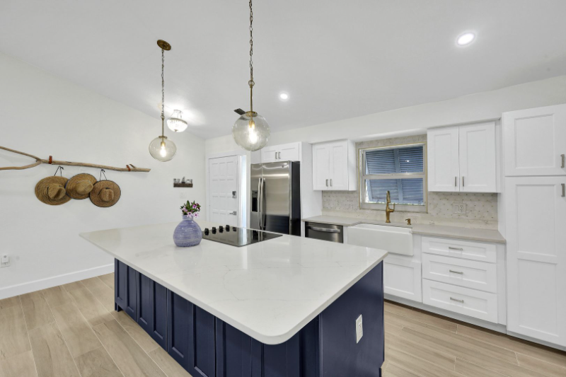 852 Rabbit Rd - Photo 2 of 20