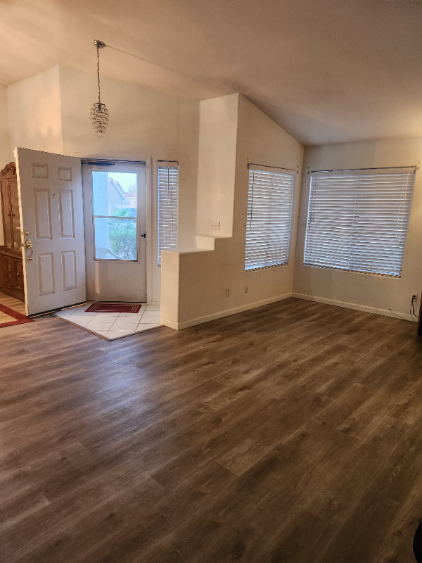 6355 Belgium Dr - Photo 6 of 16