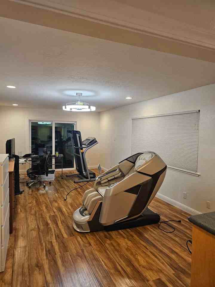 419 Curie Dr - Photo 5 of 14