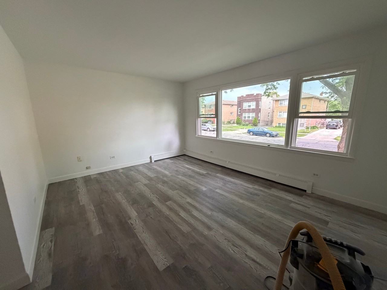 1011 S 13th Ave #1 - Photo 6 of 7
