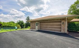 87 Churchill Dr - Photo 1 of 1