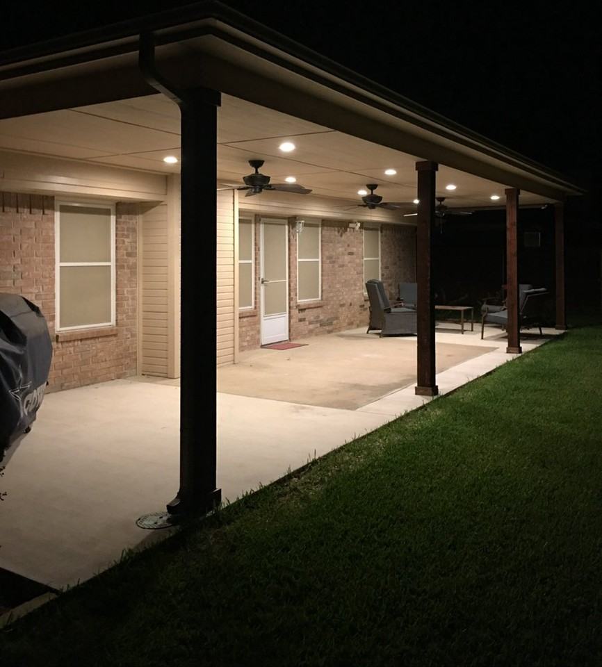 421 Arnold Ave - Photo 2 of 3