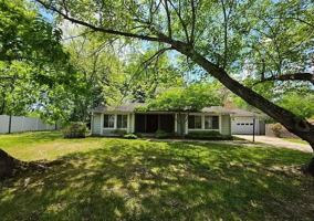 featured image of 2504 Panther Ln