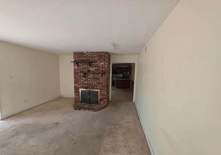 2504 Panther Ln - Photo 7 of 10