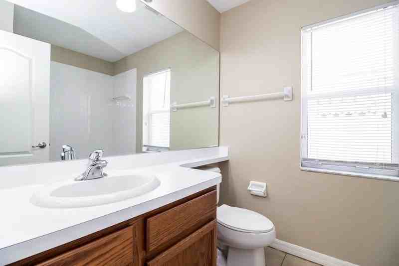 219 Smokey Hill Ave - Photo 2 of 6