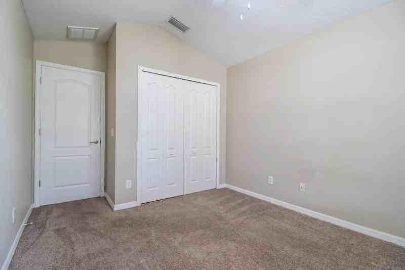 219 Smokey Hill Ave - Photo 5 of 6