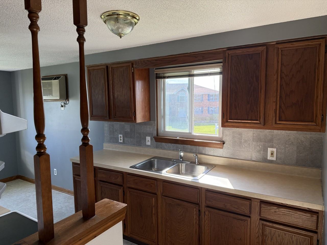 2721 Alder Creek Dr S #3 - Photo 3 of 15