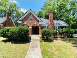 featured image of 331 S Woodrow St #1