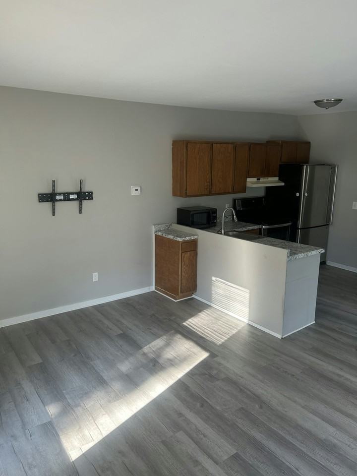3957 Buffalo Street, Unit 1 - Photo 4 of 13