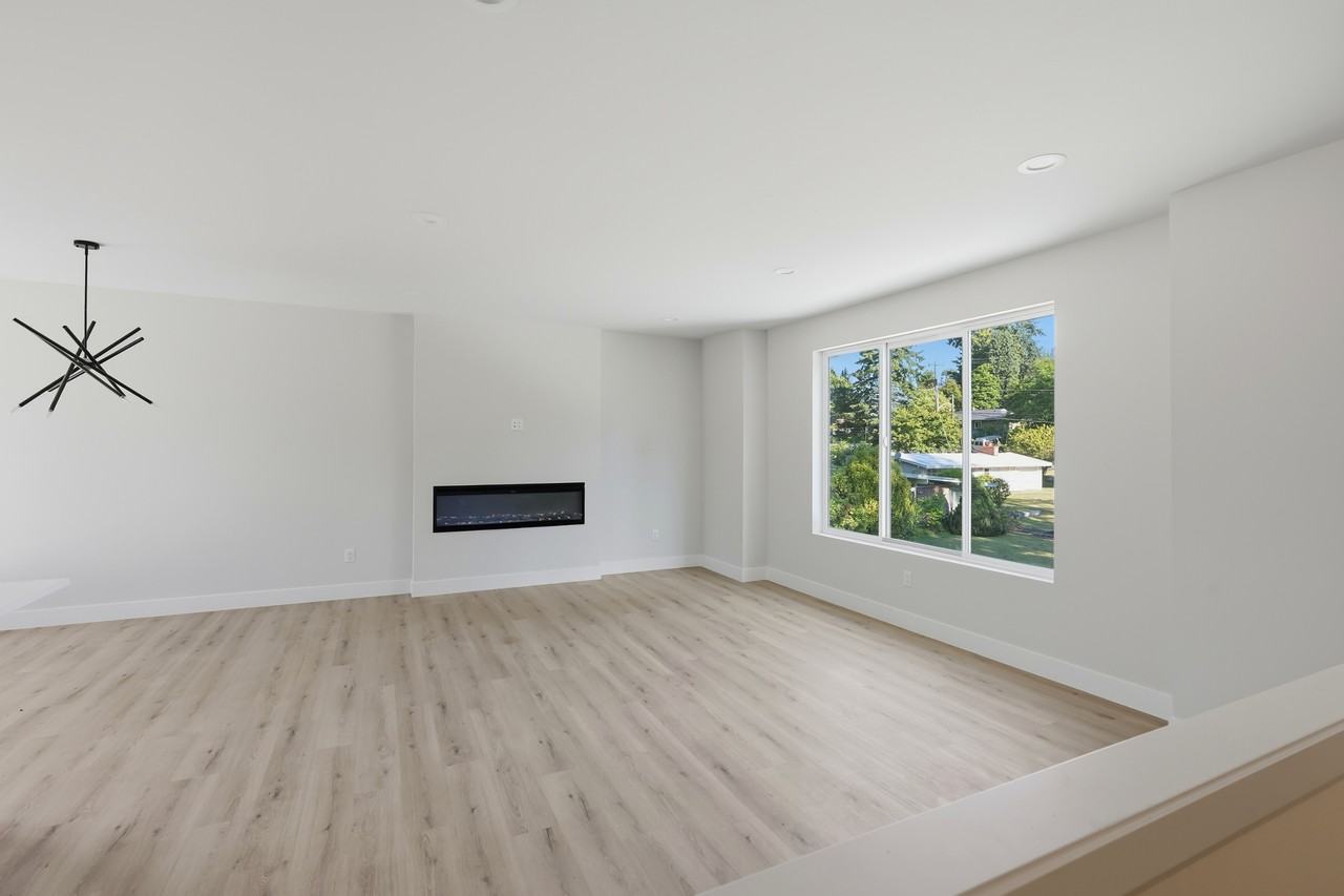 11225 4th Pl S #A - Photo 3 of 34