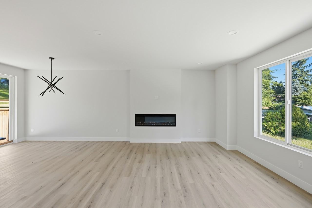11225 4th Pl S #A - Photo 4 of 34