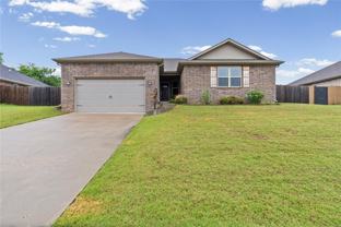 3209 Oglethorpe St - Photo 1 of 1