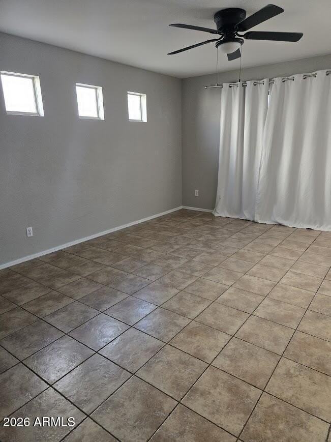1313 E 9th Pl - Photo 2 of 17