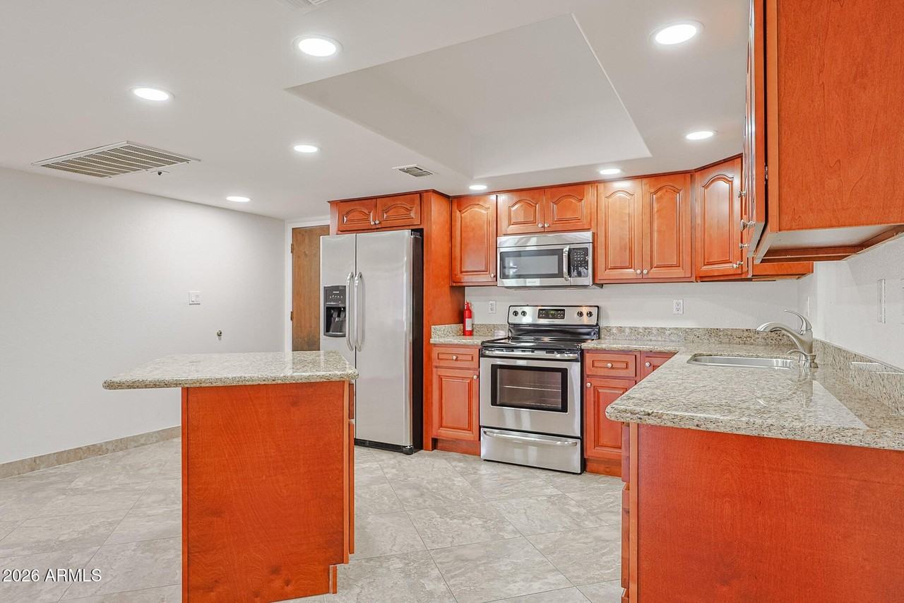 7920 E Camelback Rd #111 - Photo 7 of 32