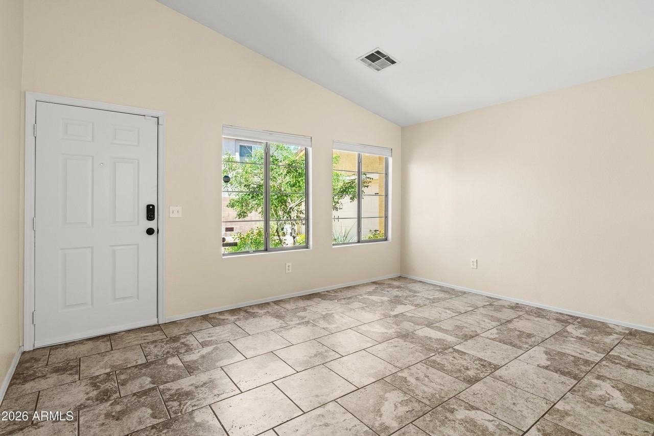 21827 N 40th Way - Photo 4 of 29