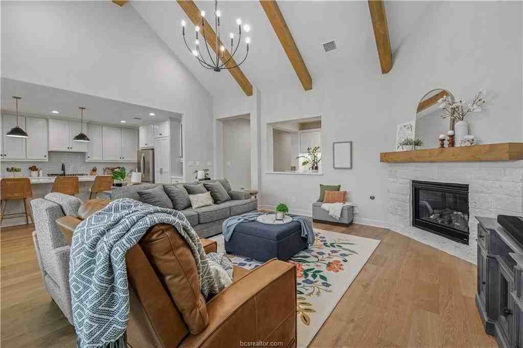 4309 Batona Ct - Photo 5 of 28