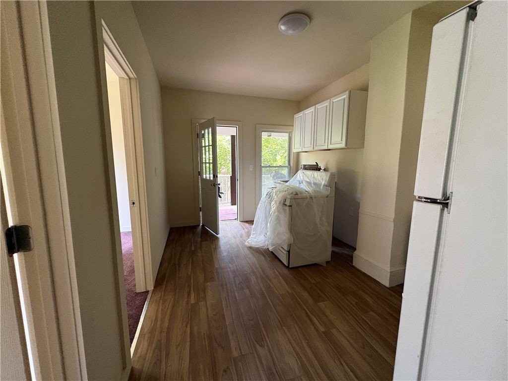 37 Grand St - Photo 3 of 9