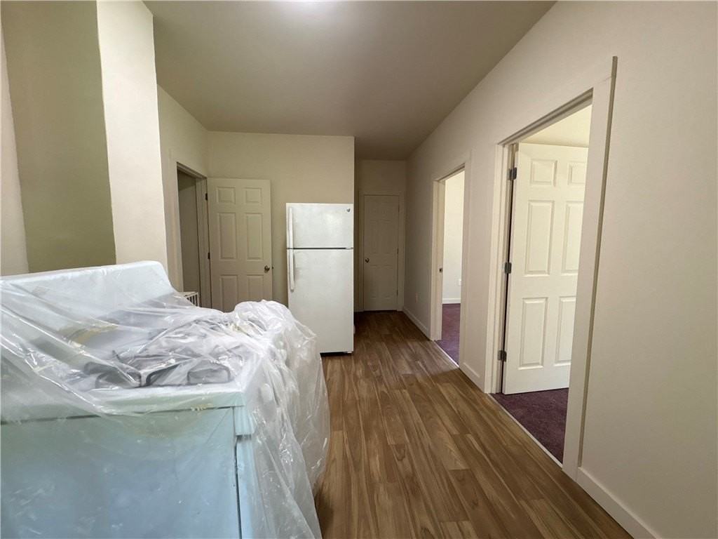 37 Grand St - Photo 4 of 9