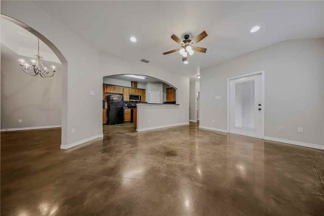 6630 Rhine Dr #B - Photo 2 of 26