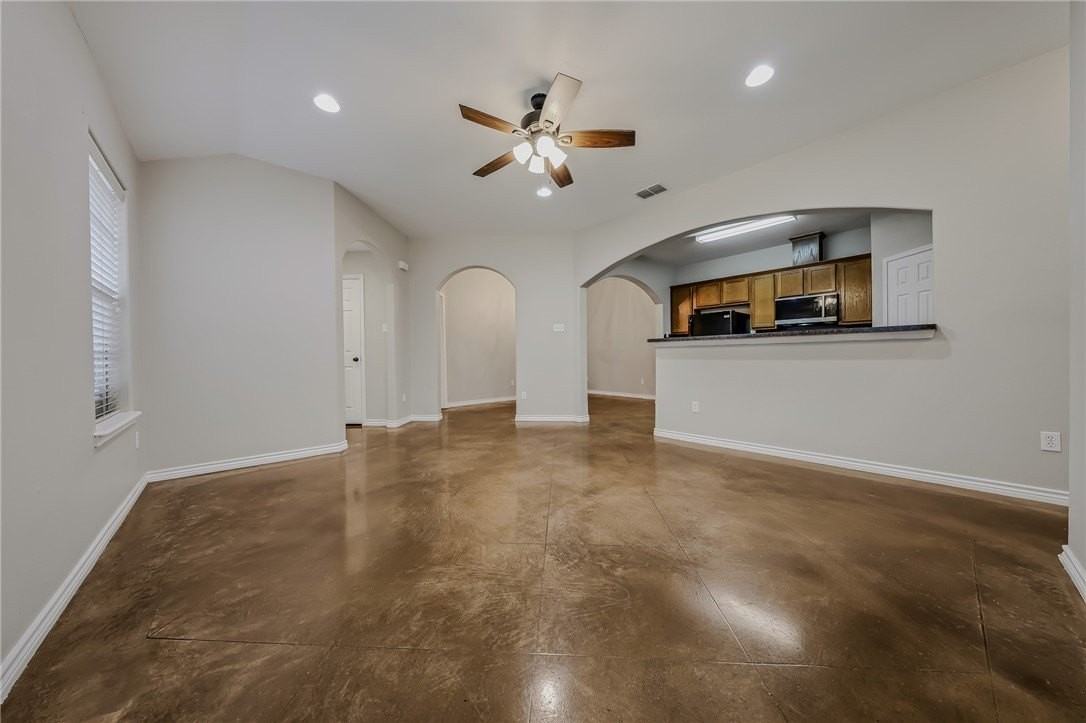 6630 Rhine Dr #B - Photo 3 of 26