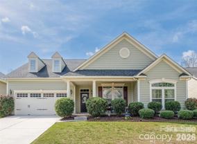 11422 Warfield Ave - Photo 1 of 1