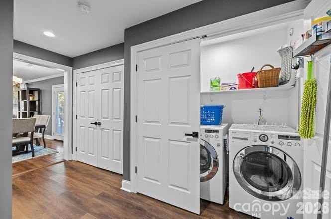 1501 Herrin Ave - Photo 7 of 20