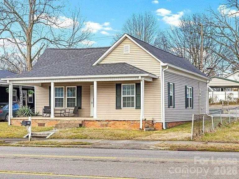 321 Tennessee Ave - Photo 2 of 24