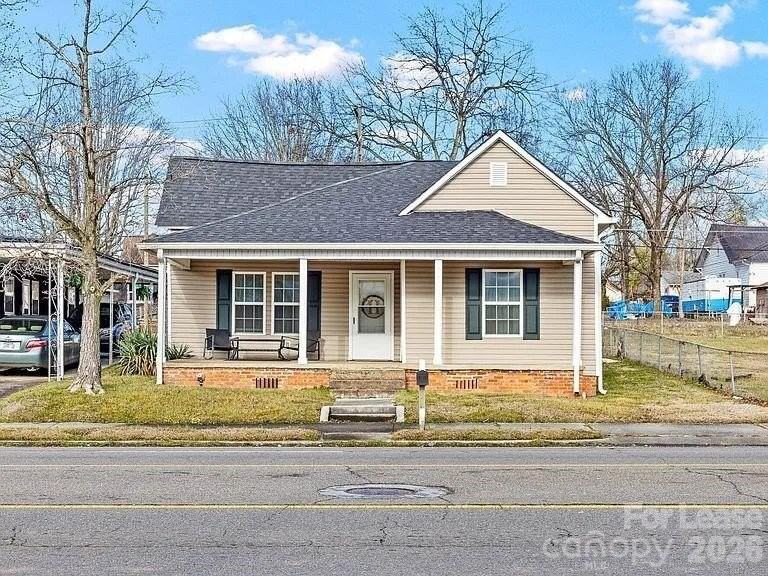 321 Tennessee Ave - Photo 3 of 24