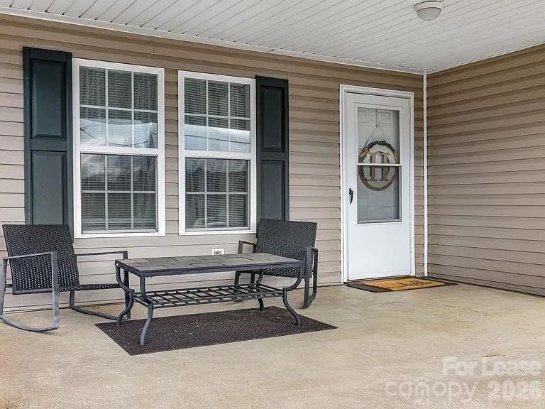 321 Tennessee Ave - Photo 5 of 24