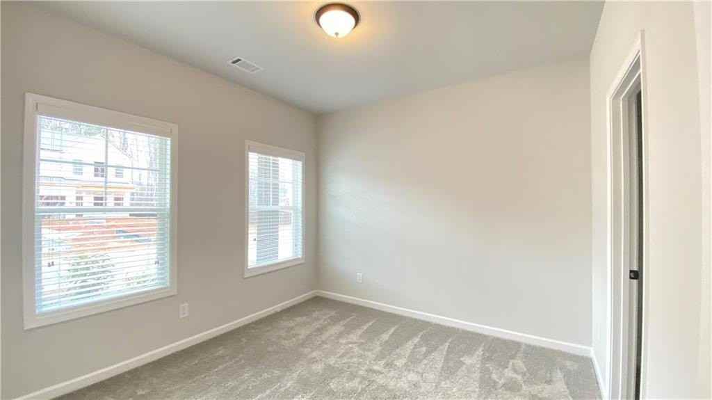 4591 Silver Oak Dr Sw - Photo 5 of 48