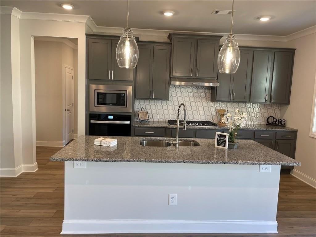 764 Henson Farm Dr - Photo 5 of 27