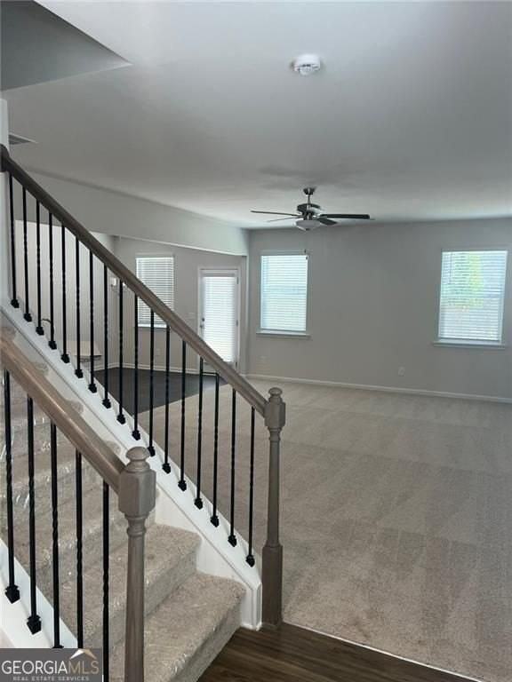 127 Berry Dr #127 - Photo 3 of 28