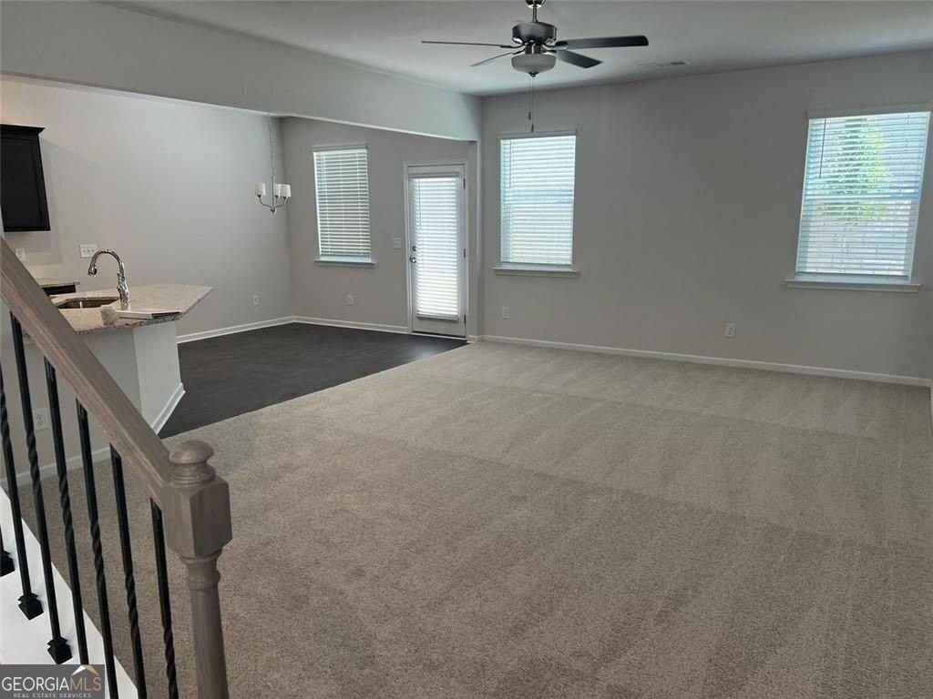 127 Berry Dr #127 - Photo 5 of 28