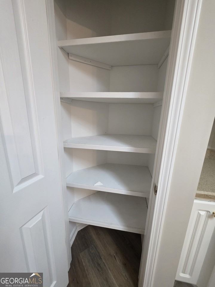 120 Cloverwood Dr - Photo 7 of 17