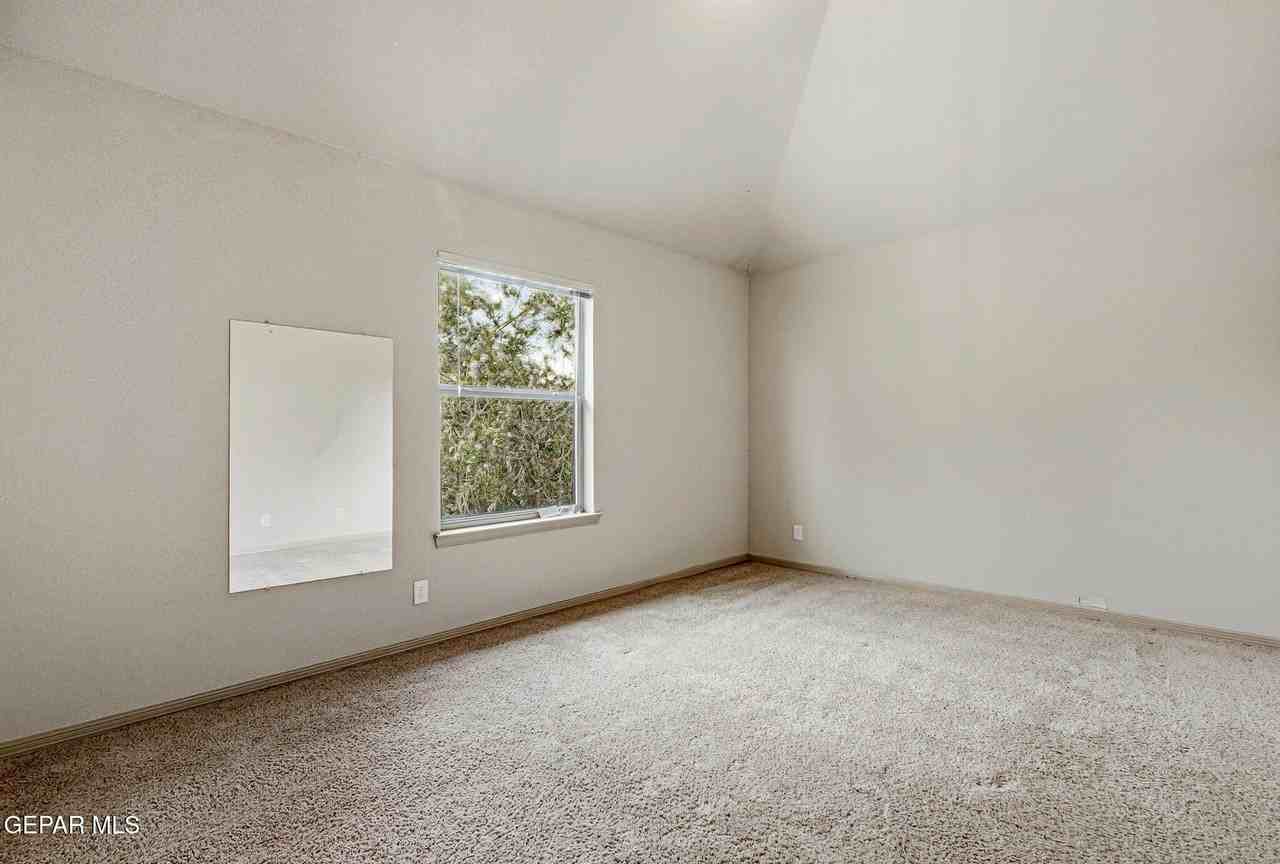 11320 Acoma St - Photo 3 of 50