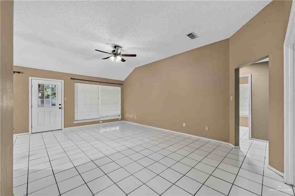 1912 Lark Ave - Photo 6 of 19