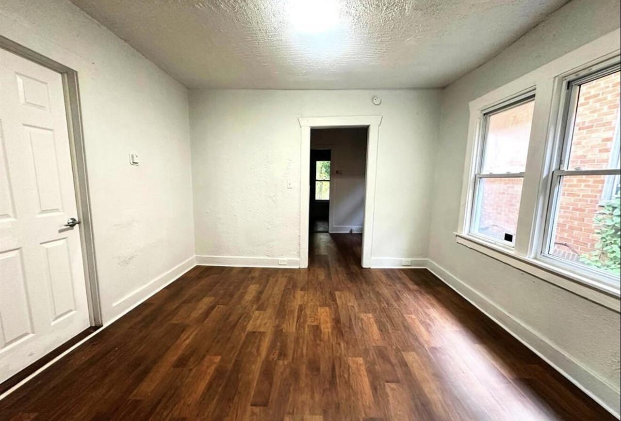 15844 Wildemere St - Photo 4 of 10