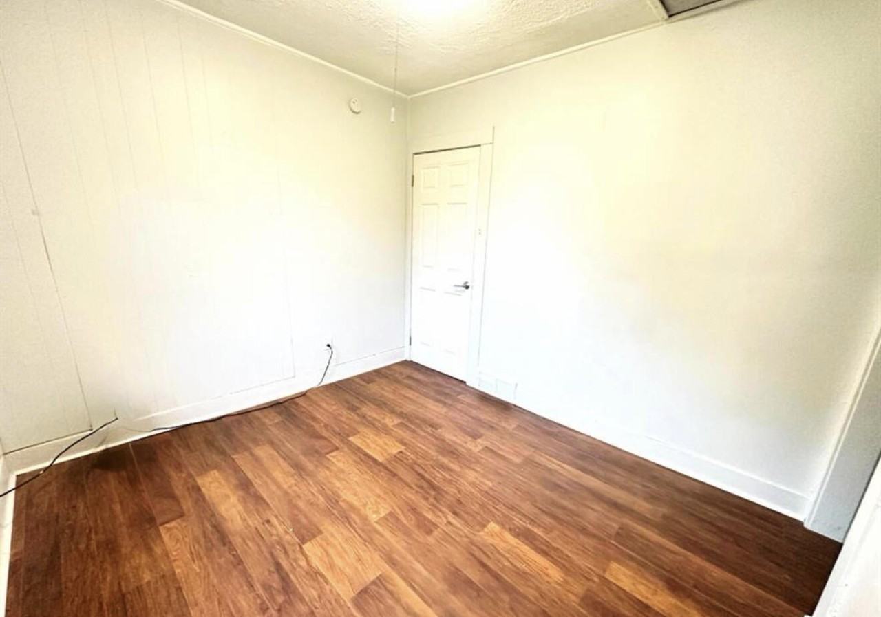15844 Wildemere St - Photo 5 of 10
