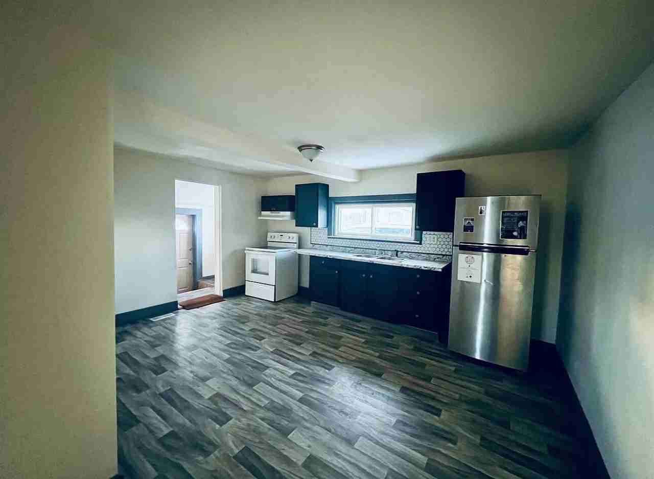 3118 N Water St - Photo 3 of 5